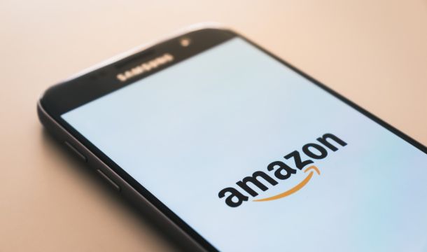 amazon logo on a mobile samsung device
