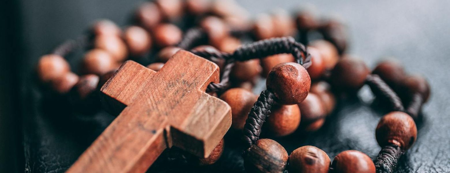 cross necklace / catholic rosary