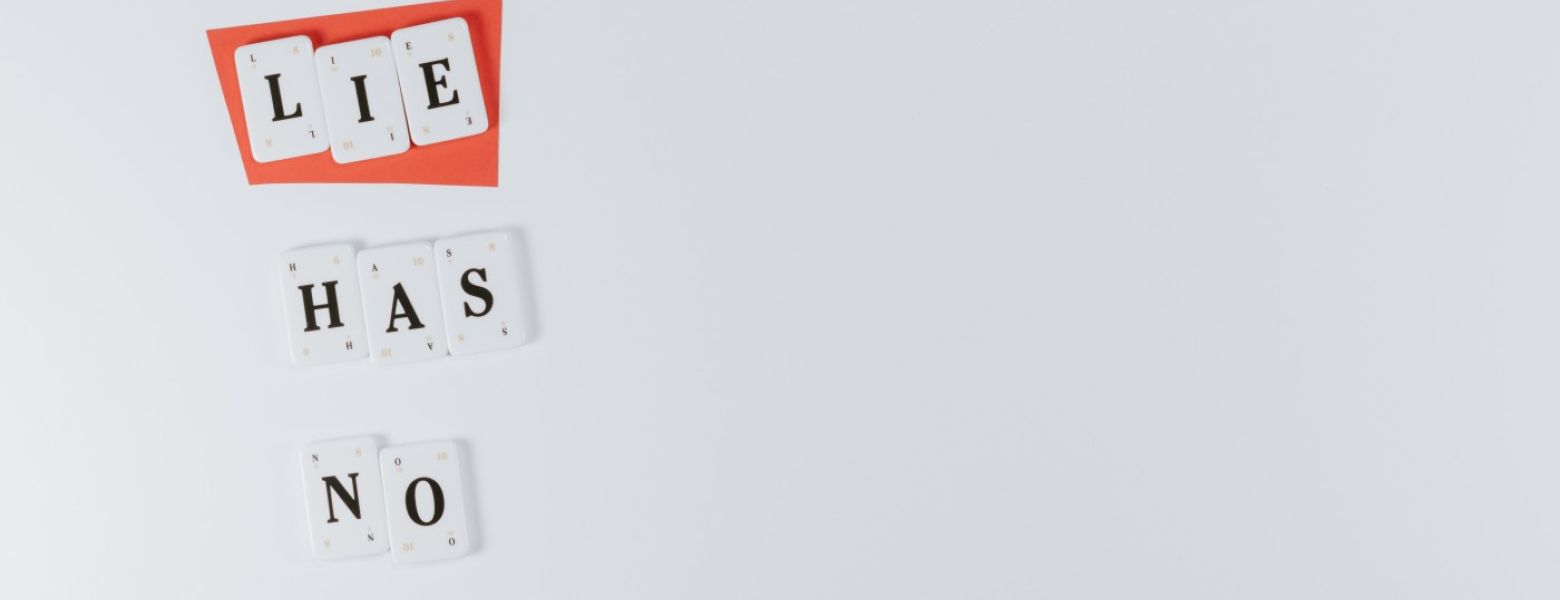 a lie has no legs sign