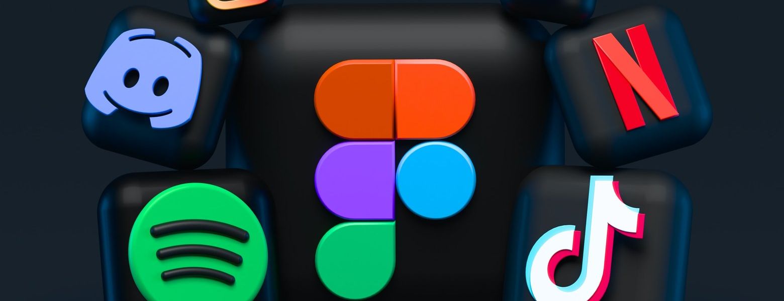 social media blocks indoors