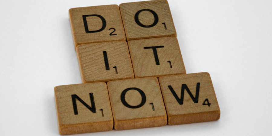 do it now letter blocks, white background
