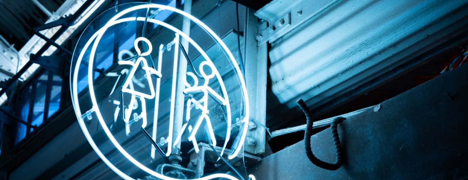 bathroom sign, male and female