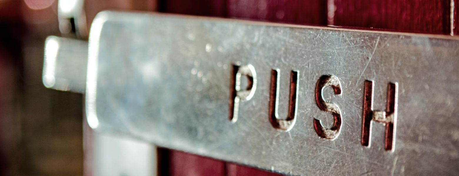 metal push sign