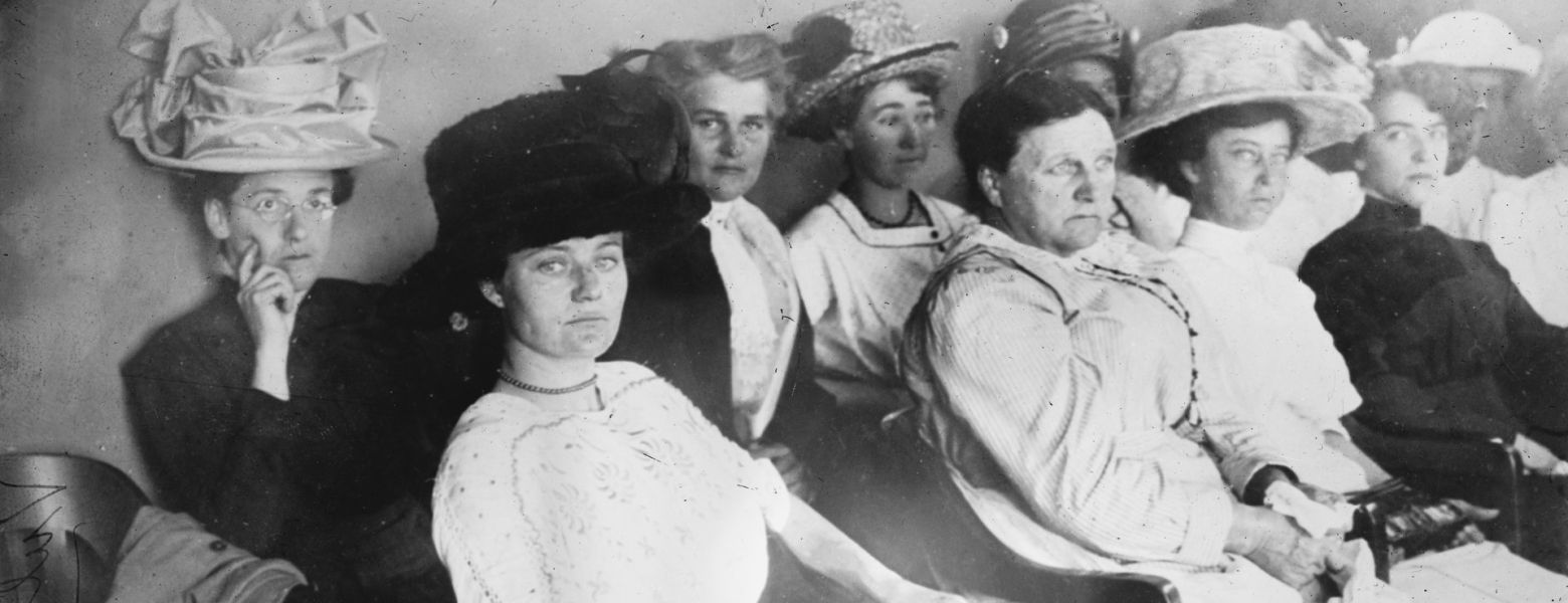 irst woman jury, Los Angeles