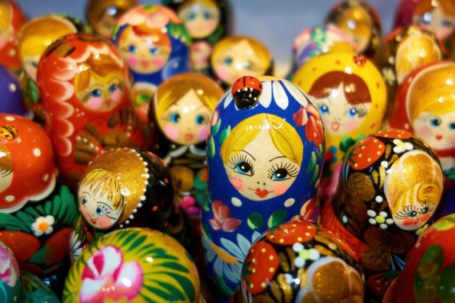 russian nesting dolls